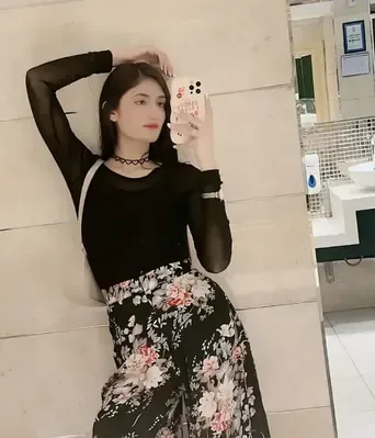 Raveena Mumbai Role Play Girl