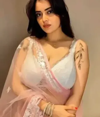 brunette Mumbai escorts